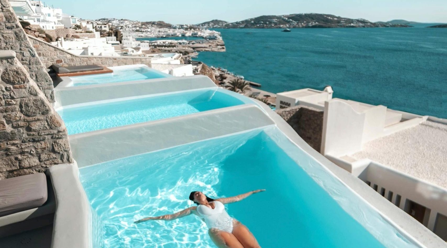 Zašto će se od ovog leta bazeni hotela u Grčkoj puniti morskom vodom? 1 pexels katie cerami 110690626 9770700 scaled e1737638686333