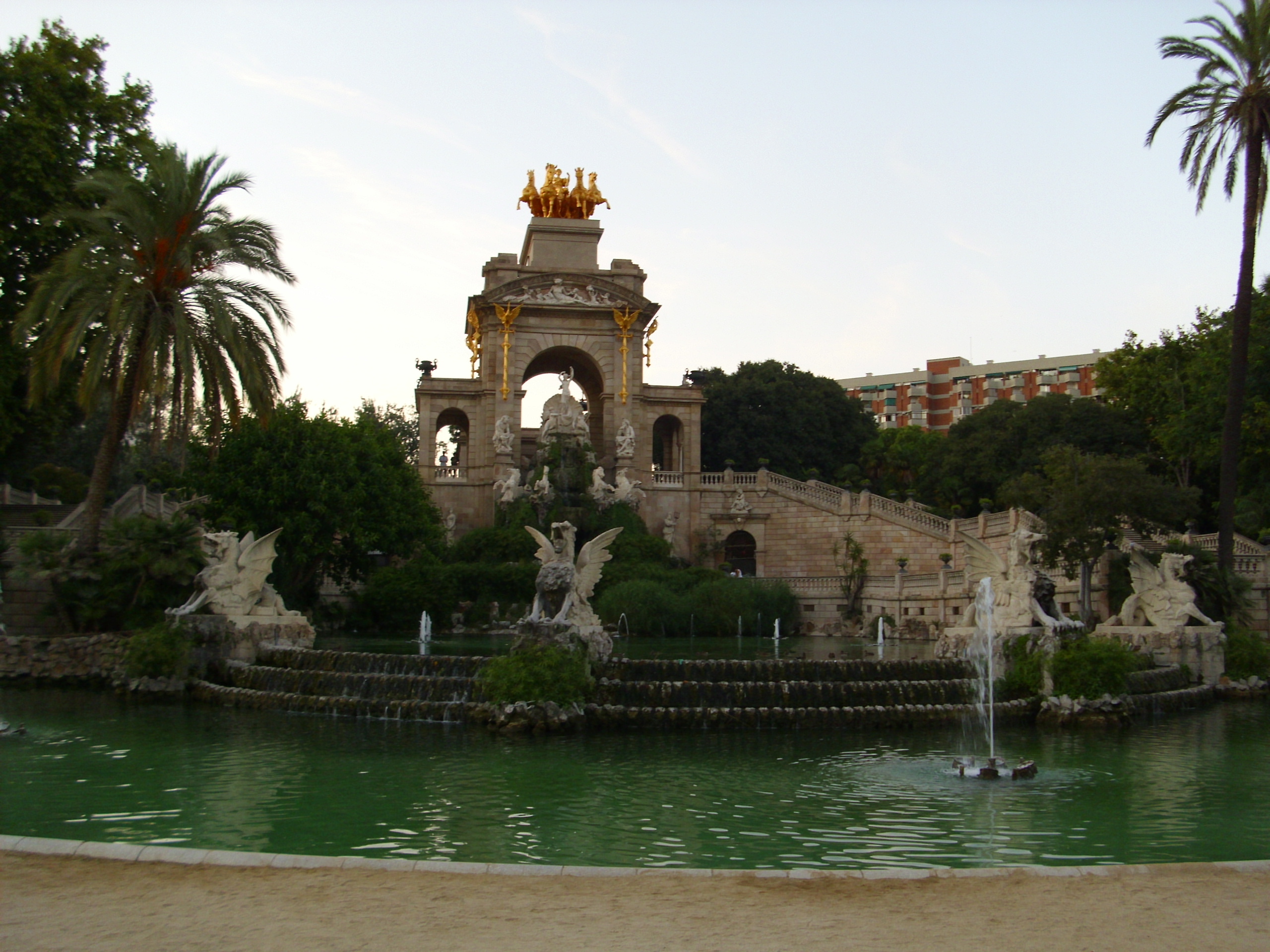 Barselona, tapiserija boja i priča 3 SLIKA 3