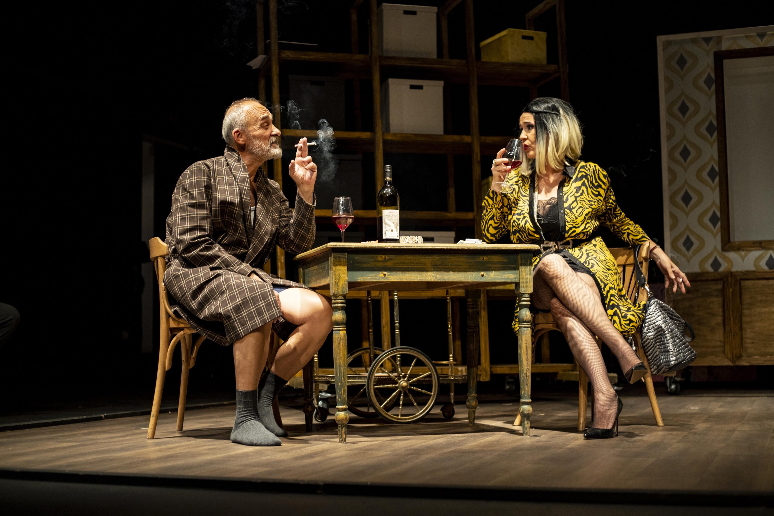 Ljubav i prijateljstvo: „Sitnice koje život znače“, komad koji treba obavezno pogledati 1 SIF 0526 scaled