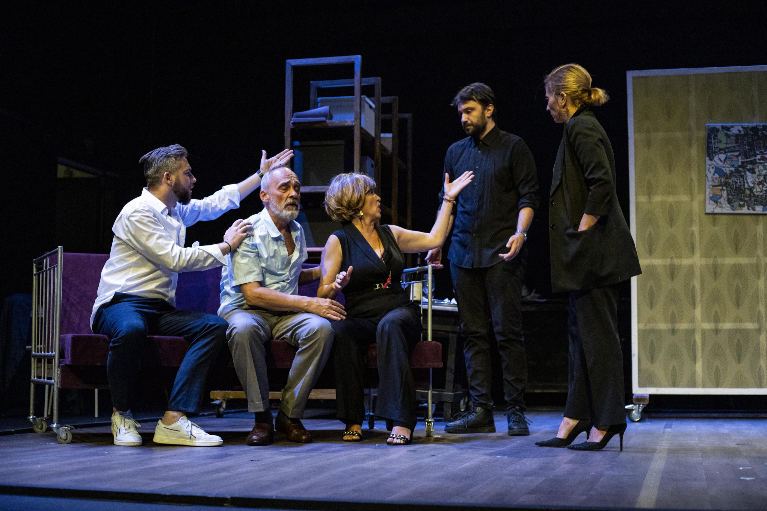 Ljubav i prijateljstvo: „Sitnice koje život znače“, komad koji treba obavezno pogledati 2 SIF 1328 scaled