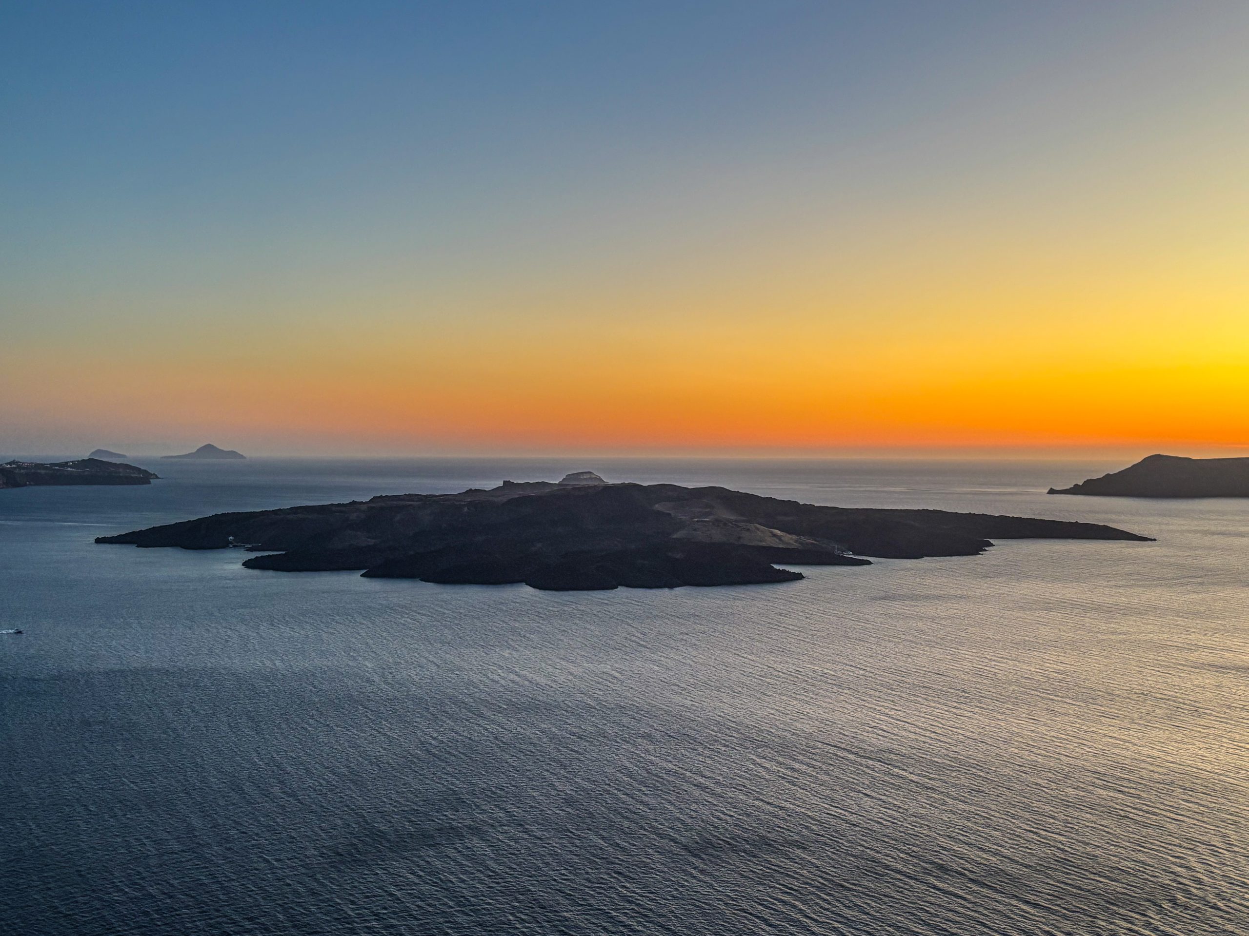 Da li je Santorini bezbedan za turiste? Posetili smo ostrvo i imamo odgovor na to pitanje 2 5315847E 9F79 404B B1DF 5ABB16C6FABC scaled